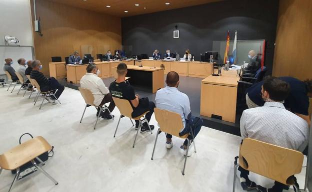 Cárcel y multas por 70 millones para una banda que trajo 95 kilos de coca