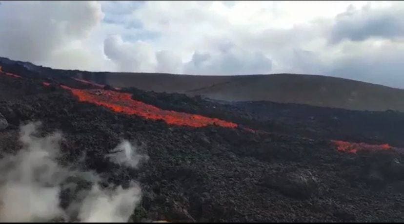 La lava recorre La Palma