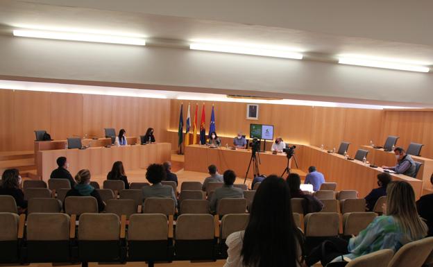 Tías logra suspender este año 18 desahucios por vulnerabilidad