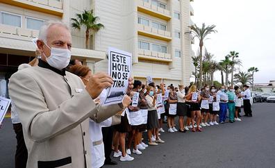 La caducidad del hotel Tres Islas es parte de la campaña de «acoso» de Costas contra la Riu
