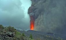 Potentes explosiones en el volcán