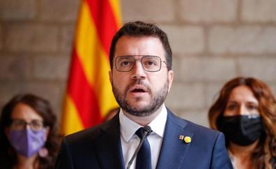 Aragonès arropa a Puigdemont y evita dinamitar los puentes con Sánchez