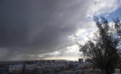 Intervalos nubosos en el norte de las islas de más relieve y en Lanzarote