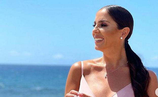 Anabel Pantoja aplaza su boda en La Graciosa por la muerte de su abuela