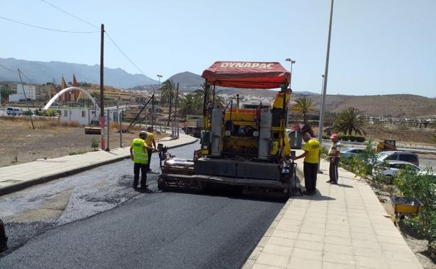 Vías y Obras llevará el asfalto a toda la ciudad con dos proyectos que arreglarán 112 calles