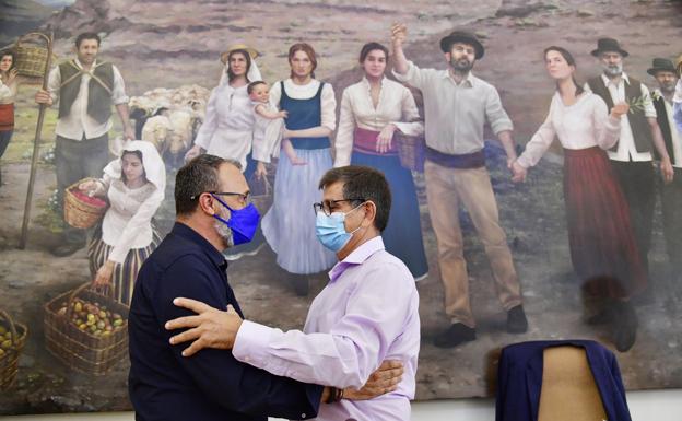 Rodríguez cumple el pacto con NC y PP y renuncia como alcalde de Santa Lucía