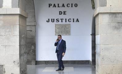 El juez Alba cobra 1.800 euros al mes pese a estar suspendido y condenado a seis años de cárcel
