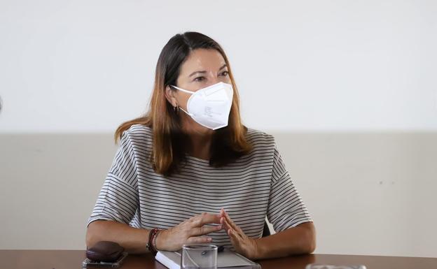 El Cabildo se reúne con Amnistía Internacional para dar a conocer la situación migratoria