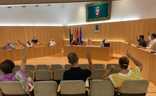 Tías reforzará la vigilancia en las zonas de ocio nocturno