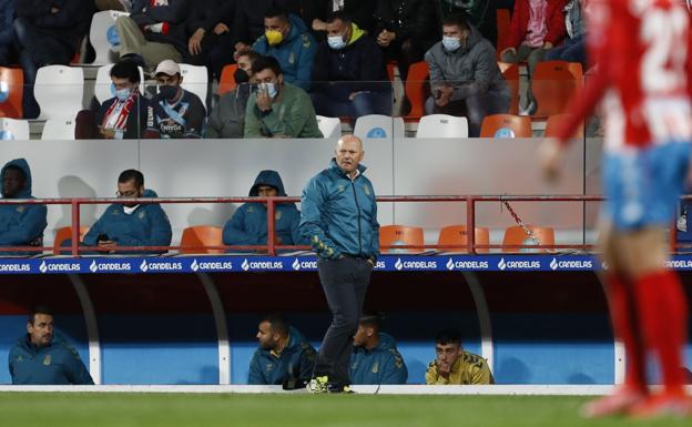 Mel dibuja la fórmula para reinventarse sin Viera ni Peñaranda un mes