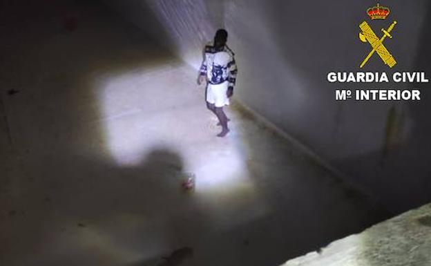 Le dan una paliza y lo retienen en una aljibe en Vecindario