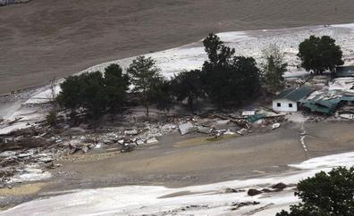 Las fuertes inundaciones en India y Nepal dejan 165 muertos