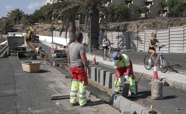 El carril ciclista entre la capital y Costa Teguise deberá estar a inicios de 2022