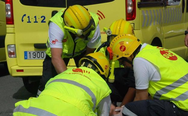 Reaniman a un hombre que sufrió un infarto en plena calle en Tías