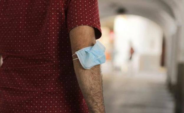 Condenado por amenazar a su médico tras pedirle ponerse la mascarilla