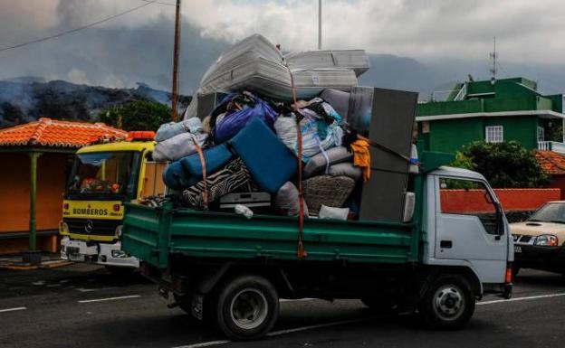 «Esto es una tortura, a veces deseo que la lava se lleve mi casa ya»