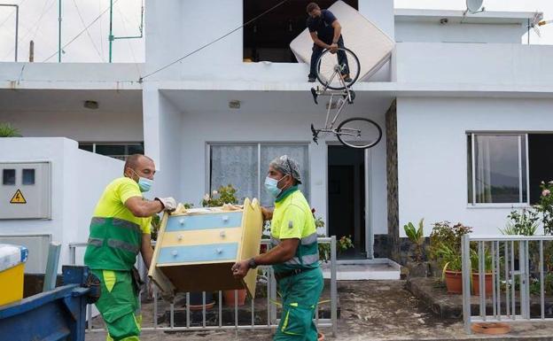 Ascienden a 1.071 los trabajadores cubiertos por los ERTE de La Palma