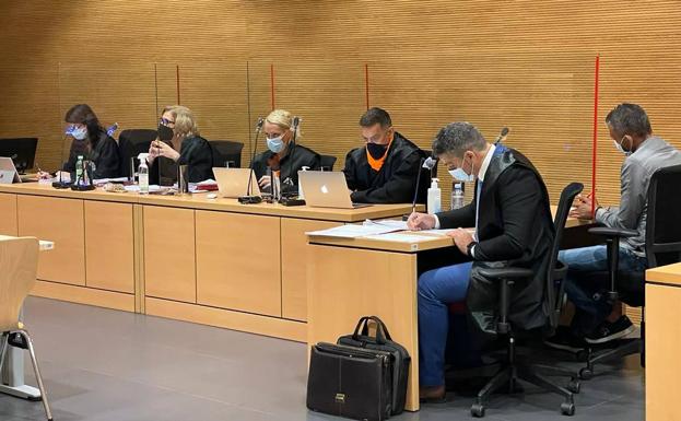 Las acusaciones mantienen las penas por la muerte de Juan Carlos Tejera