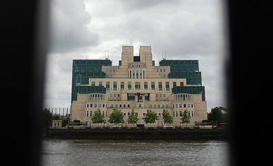 Amazon almacenará datos de los servicios secretos británicos