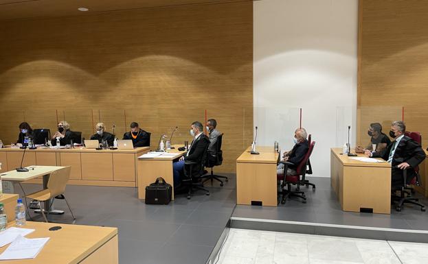 El jurado popular ya está aislado deliberando en el caso del crimen de La Escombrera