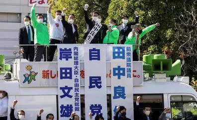 Japón acude a votar con la vista puesta en la recuperación tras el coronavirus