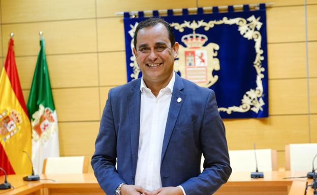 La Audiencia archiva la causa contra Blas Acosta por la licencia de La Pared