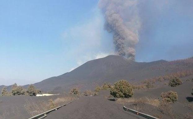 El Cabildo paraliza la recogida de enseres por niveles altos de dióxido de azufre