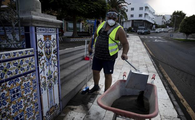 Desbordamiento de lava entre las coladas de La Laguna