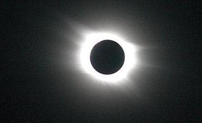 Eclipses 2022: fechas, tipos y dónde ver cada eclipse