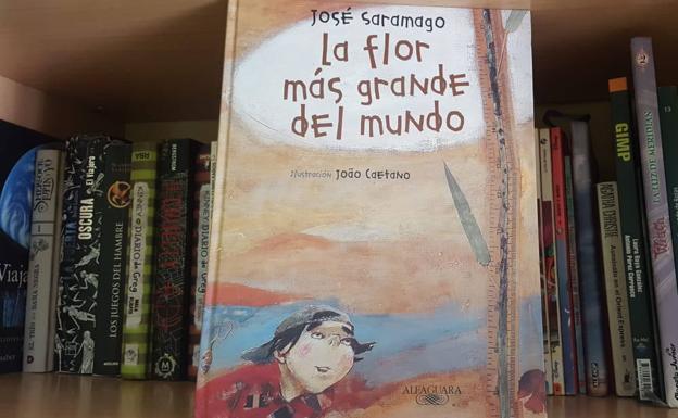 Educación se suma al Centenario de José Saramago con lecturas de «La flor más grande del mundo»