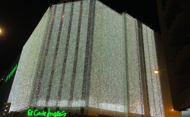 El Corte Inglés ilumina la Navidad más deseada
