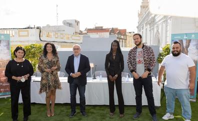 Armando Ravelo rodará en 2022 una «epopeya» cinematográfica sobre la migración en Canarias