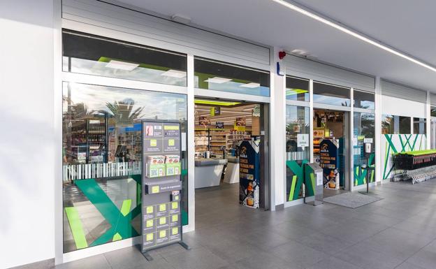 HiperDino reforma el establecimiento SuperDino de Costa Teguise