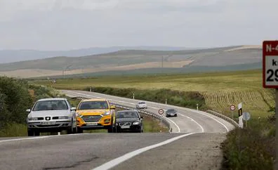 El Senado elimina el margen de 20 km/h para adelantar en carreteras convencionales