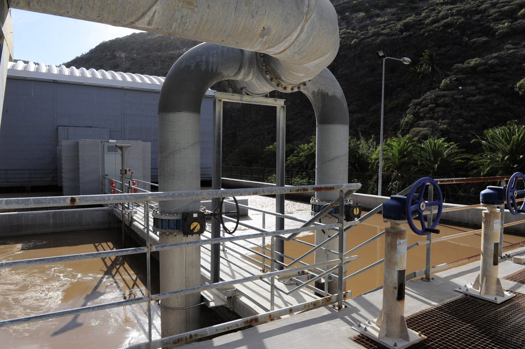 El Ayuntamiento capitalino aprueba el pago de 8,3 millones de euros por la vía de urgencia