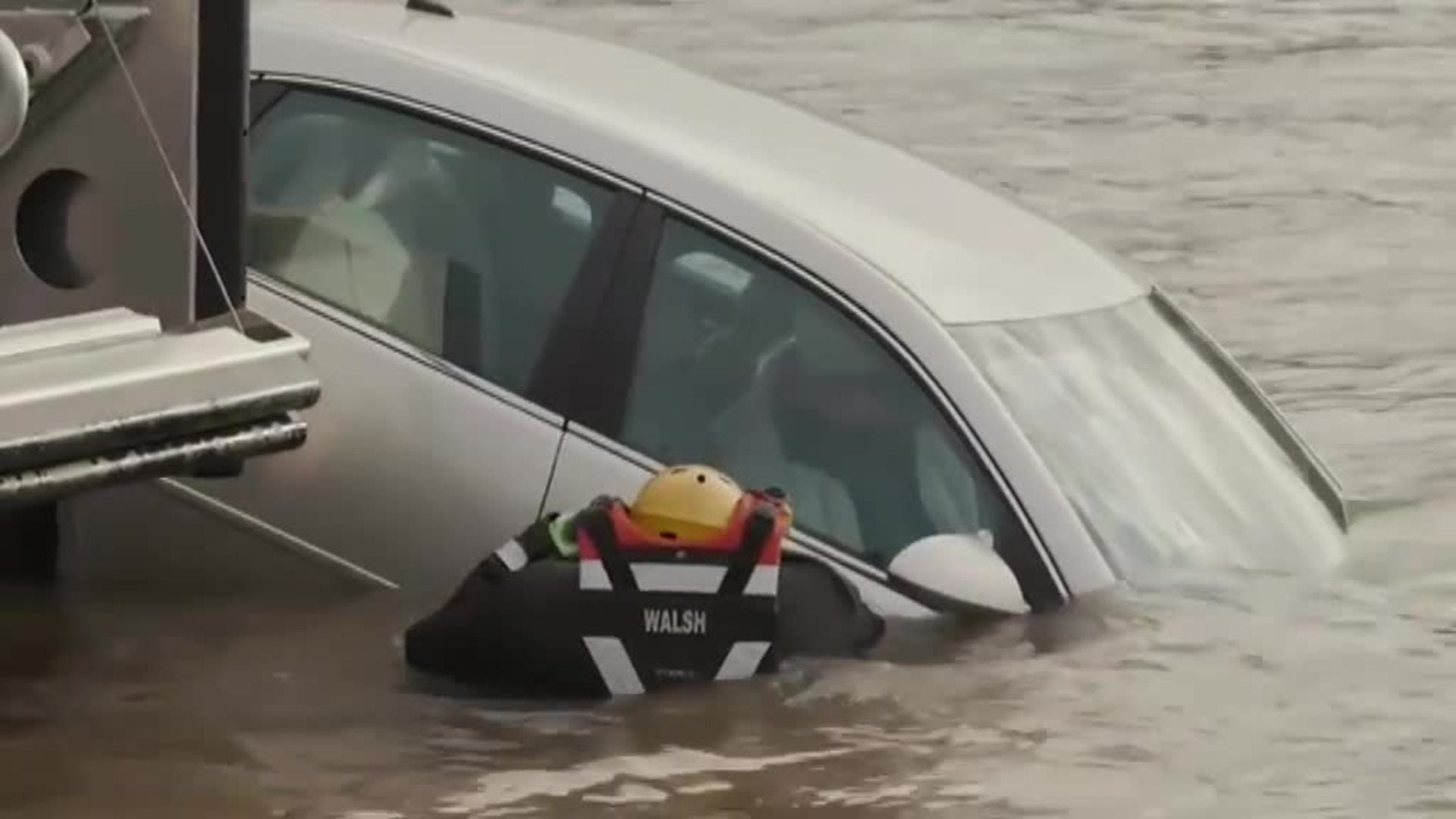 Rescate real durante la grabación de un simulacro de los servicios de ...