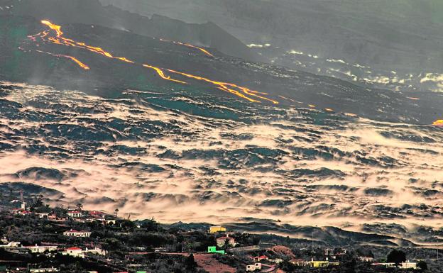 La emisión de lava crece y se registra el mayor seísmo desde el inicio de la erupción