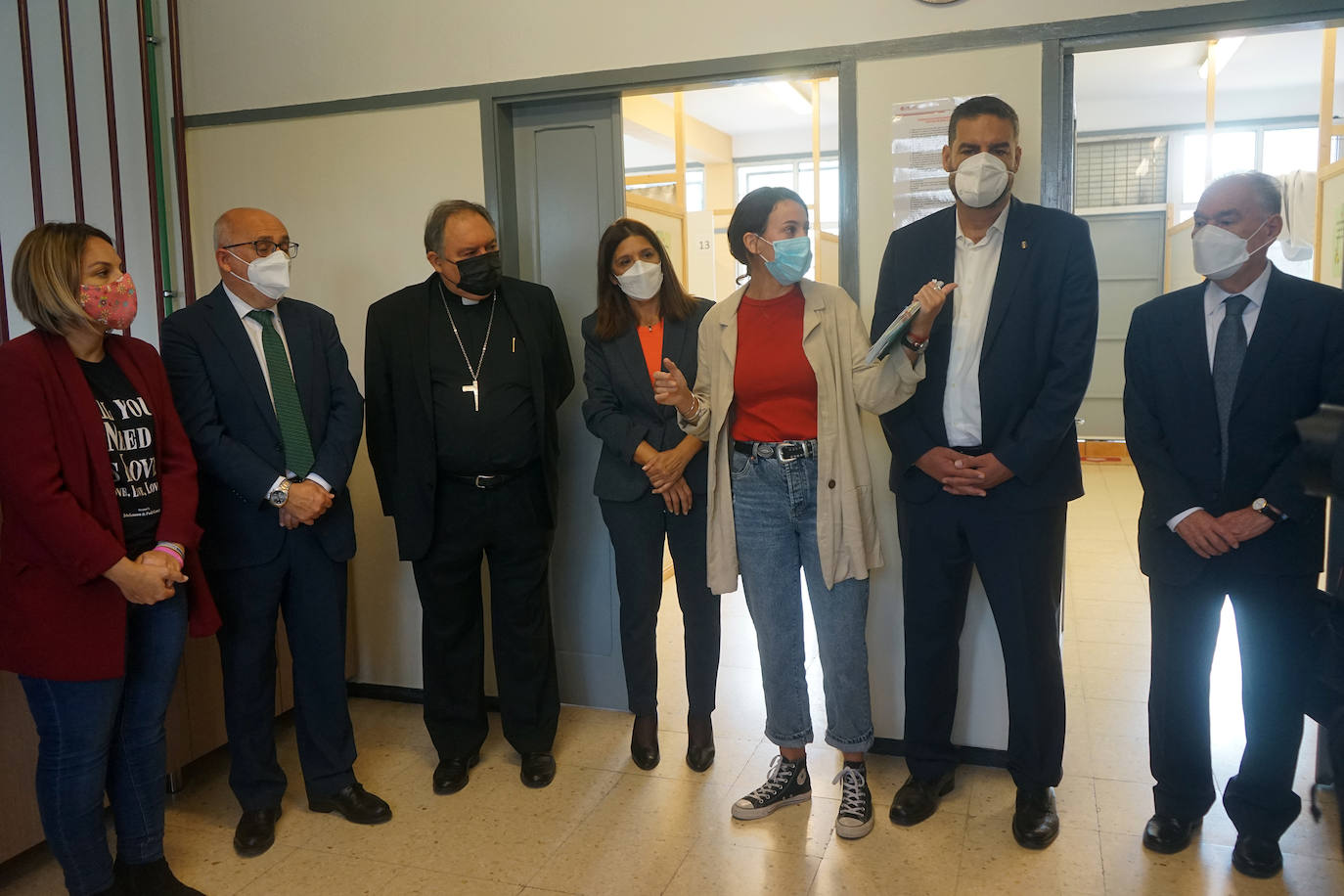 El centro social de Cáritas en Jinámar ya acoge a 10 sintechos