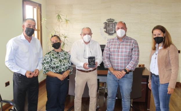 Esteban Domínguez dice adiós a la Uned tras más de 30 años al frente