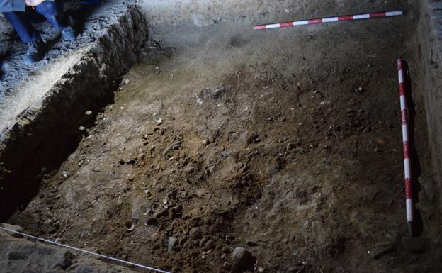 Cueva del Junquillo, con ocupación en época preeuropea