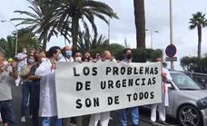 Urgencias del Insular protestó en la calle por la «dramática situación» del servicio