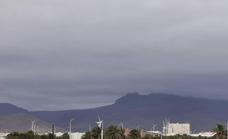 Suben el aviso por lluvias a nivel naranja en Canarias
