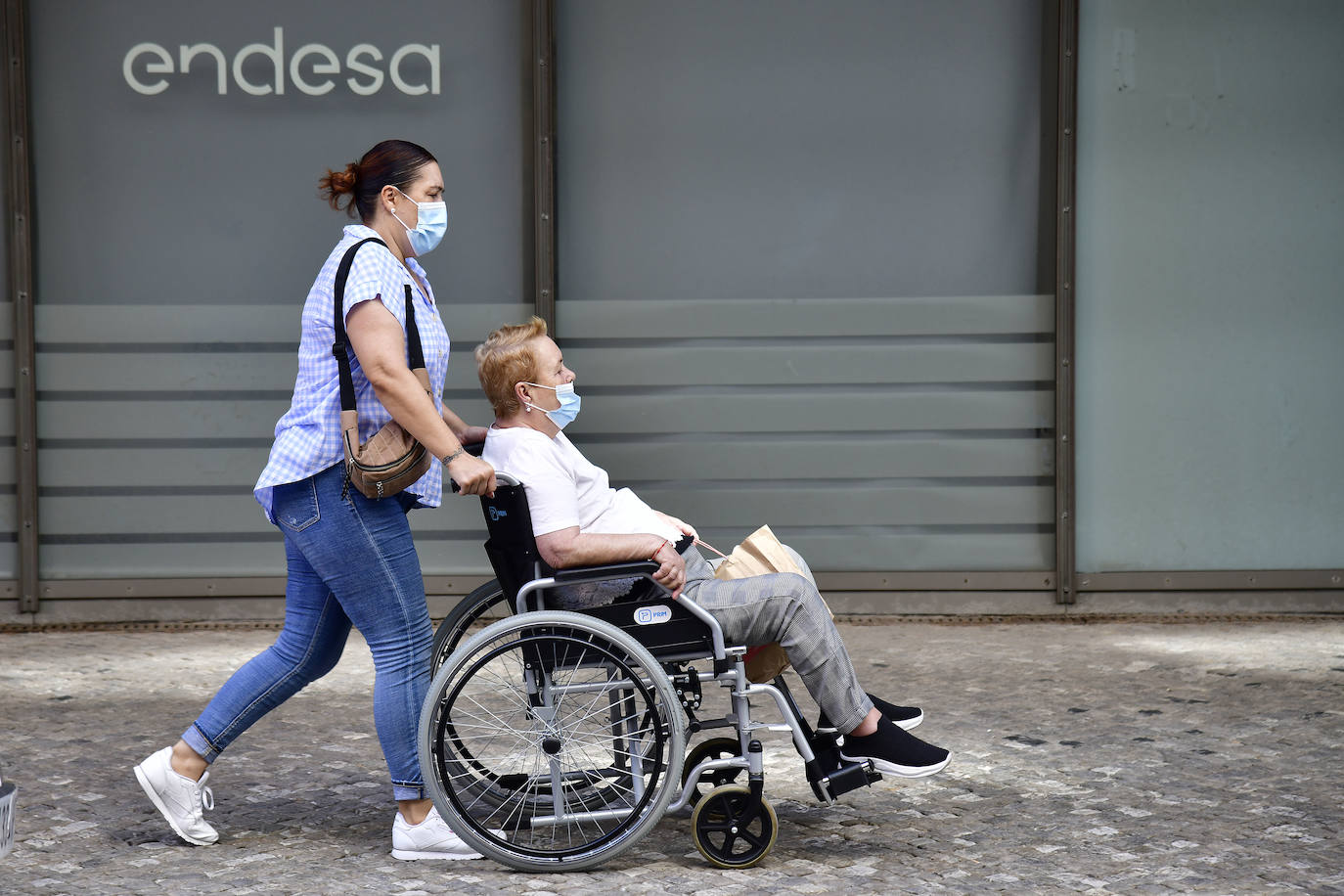 El CES: «No tiene nombre que en Canarias se tarde tres años en recibir la ayuda de dependencia»