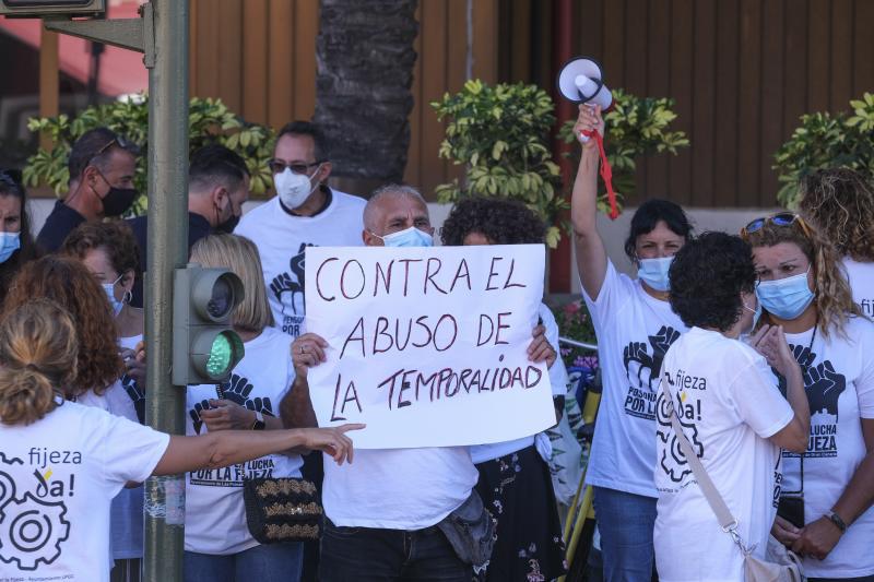 Los interinos ampliarán la huelga tras un año de protestas