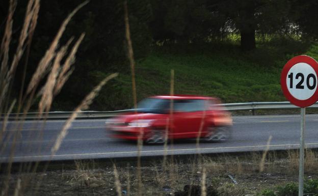 Menos velocidad, más puntos perdidos... Los cambios de la nueva Ley de Tráfico