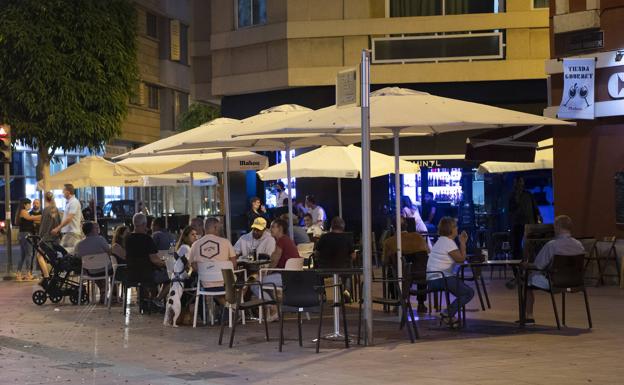 El juez condena la inacción del Consistorio ante las quejas por ruido en la zona Puerto
