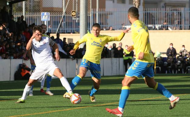 La UD sigue viva en la Copa tras ganar 2-3 al Vélez