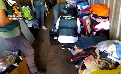 Detenido por apropiarse de donaciones de La Palma y venderlas en tiendas de segunda mano