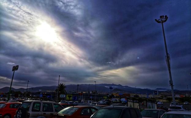 Este domingo, cielos despejados o con intervalos nubosos y ligera calima