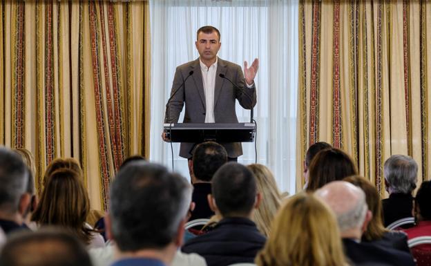 «El primer paso es trabajar de puertas hacia adentro para marcar una hoja de ruta»